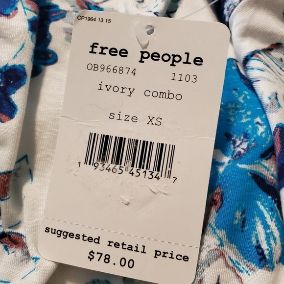 NWT Free People Blue & White Baja Babe Cold Shoulder Knit Top Size XS Retail $78 - Picture 9 of 9